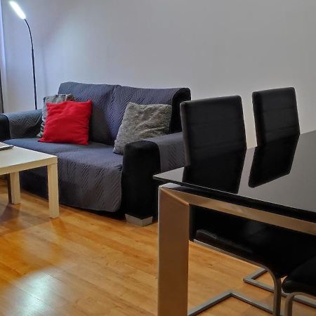 Apartamento Los Lirios Logroño Dış mekan fotoğraf
