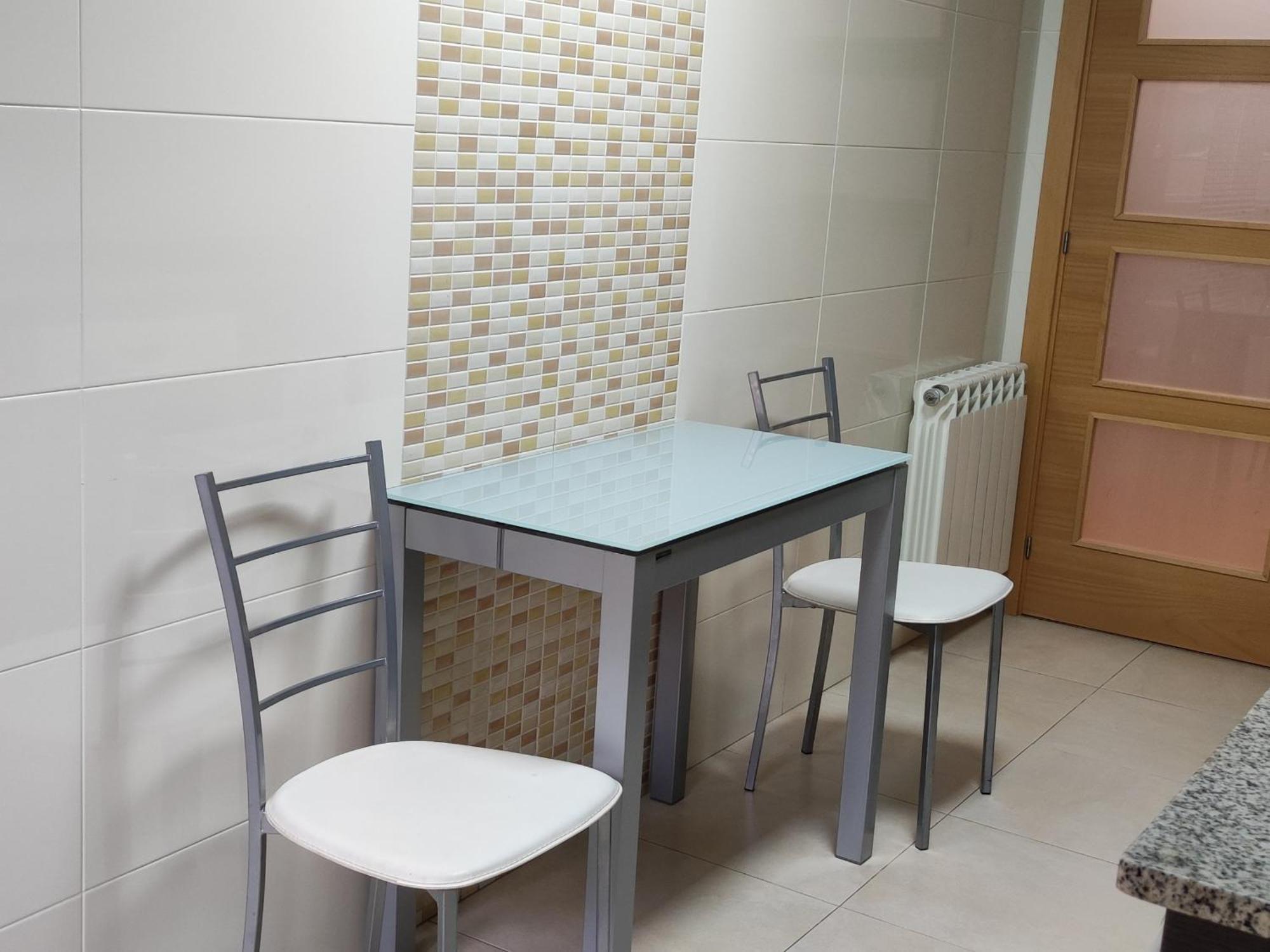 Apartamento Los Lirios Logroño Dış mekan fotoğraf