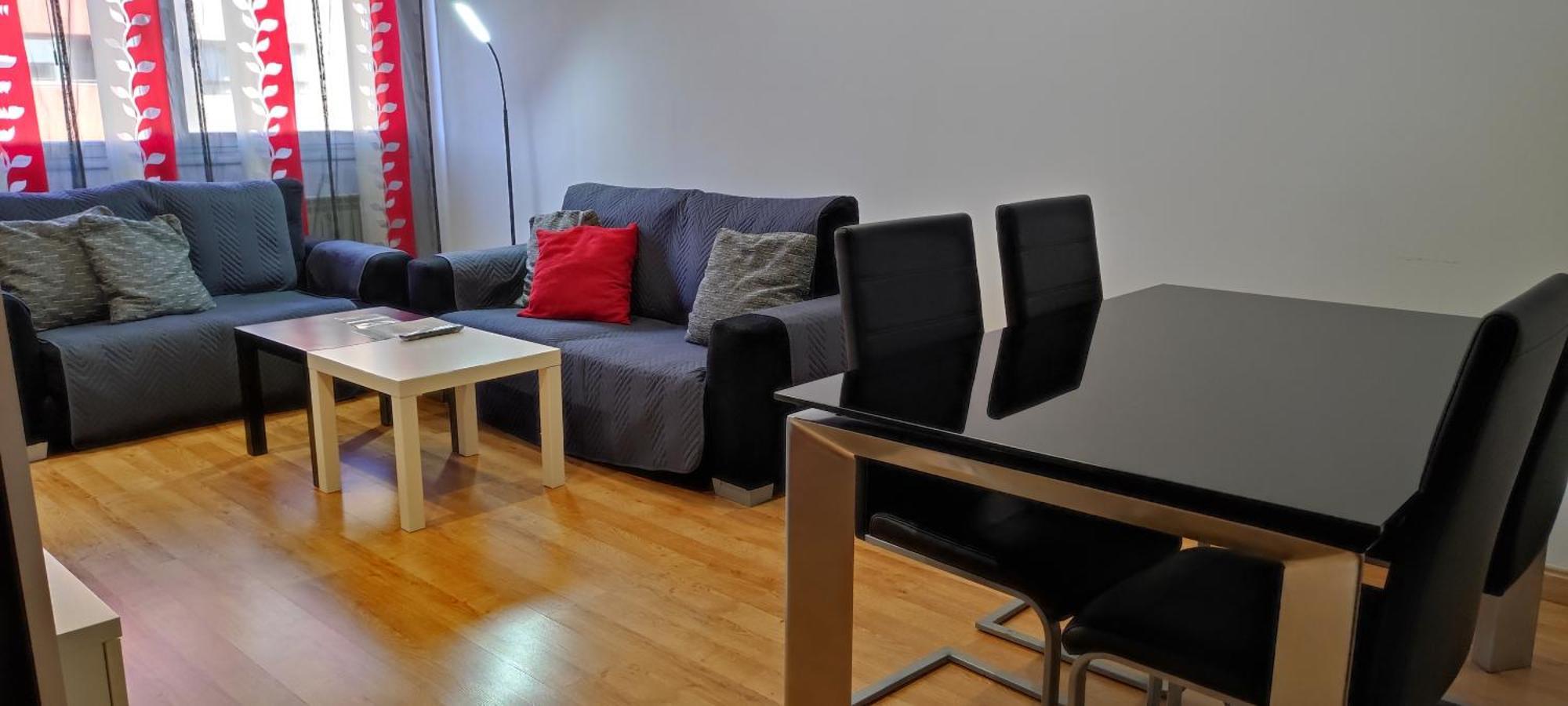 Apartamento Los Lirios Logroño Dış mekan fotoğraf